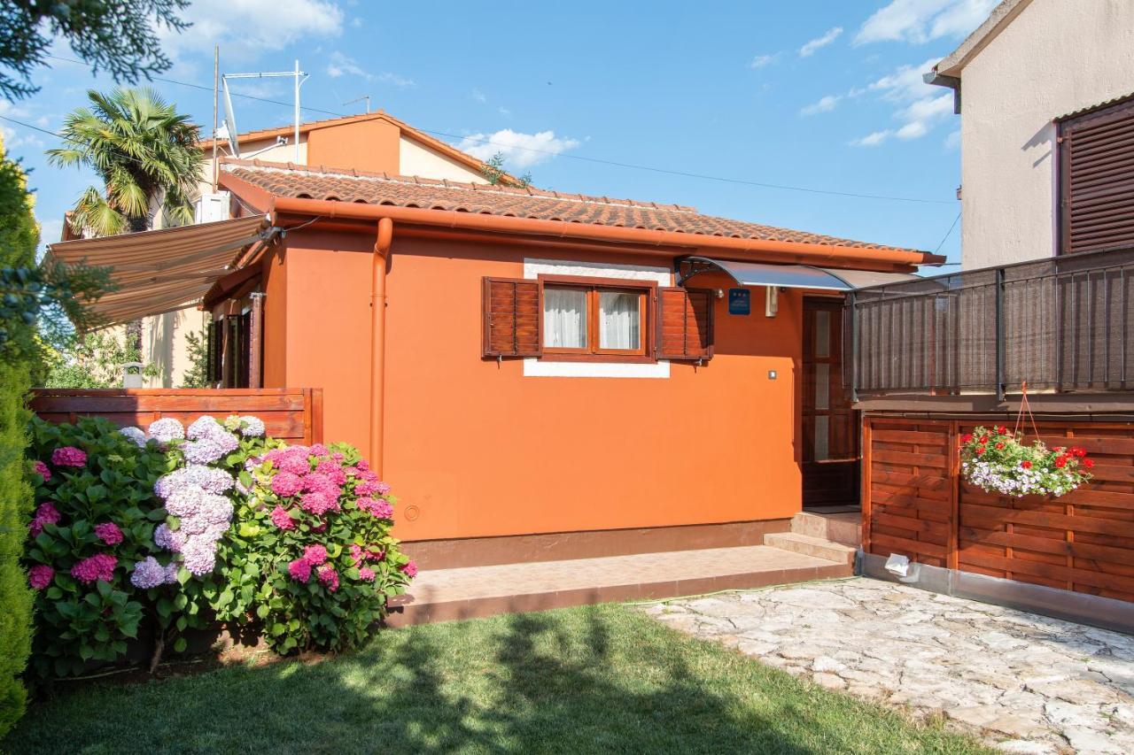 Apartman Studio Erin Ровинь Экстерьер фото
